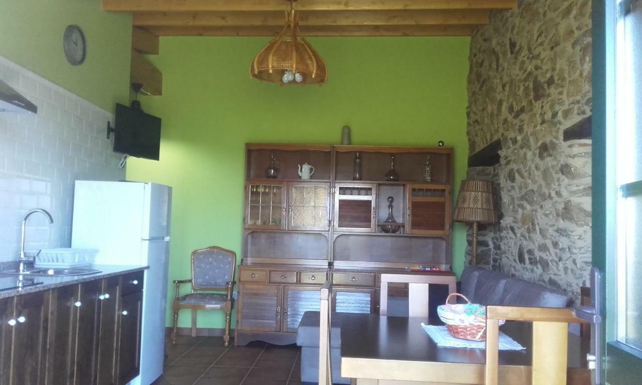 A Minguxaina Apartment Ribadeo Exterior photo
